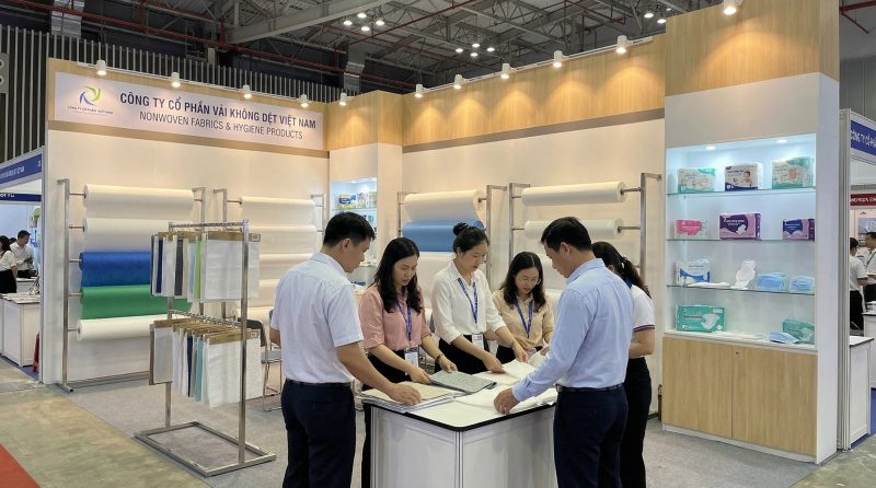 Khu trưng bày vật liệu và sản phẩm mẫu